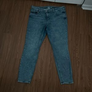 Women’s old navy rockstar super skinny jeans